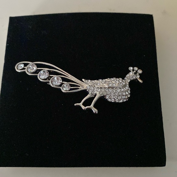 NWOT. Brooch / pin - peacock with crystals - silver color . New - Picture 1 of 2